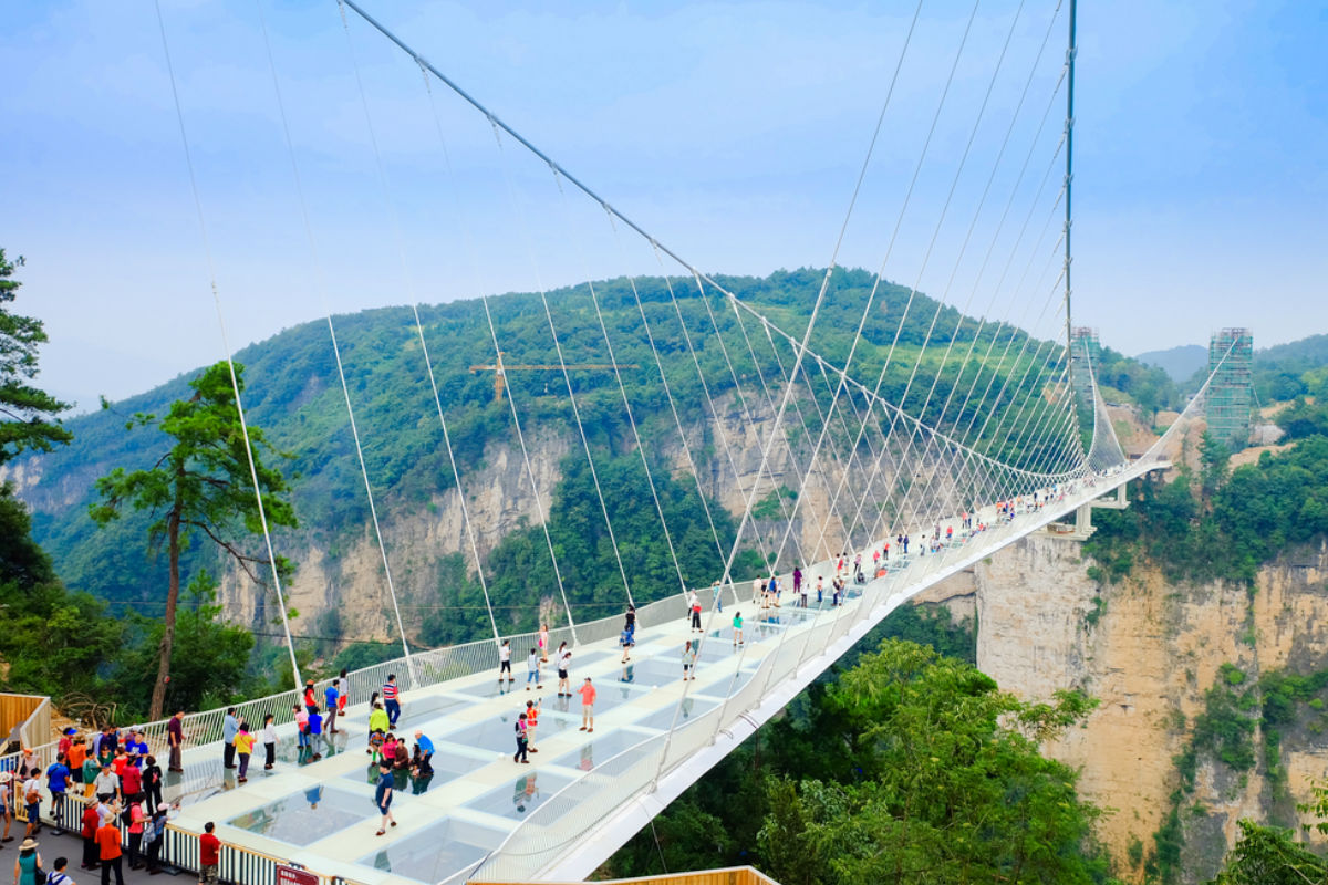 A Visit To Zhangjiajie Glass Bridge China | Universe Discovery